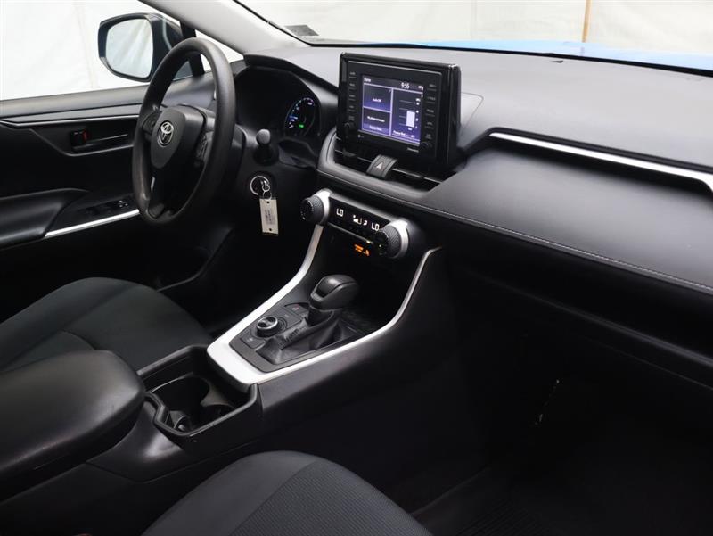 2021 TOYOTA RAV4 HYBRID LE