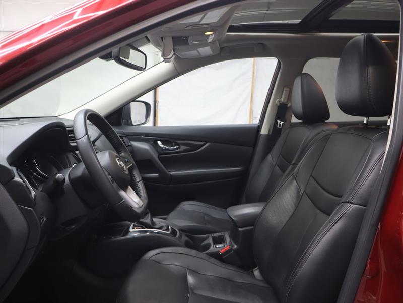 2019 NISSAN ROGUE SL