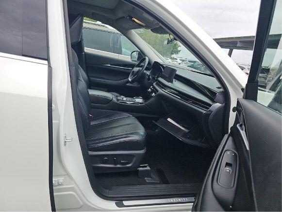 2023 INFINITI QX60 PURE