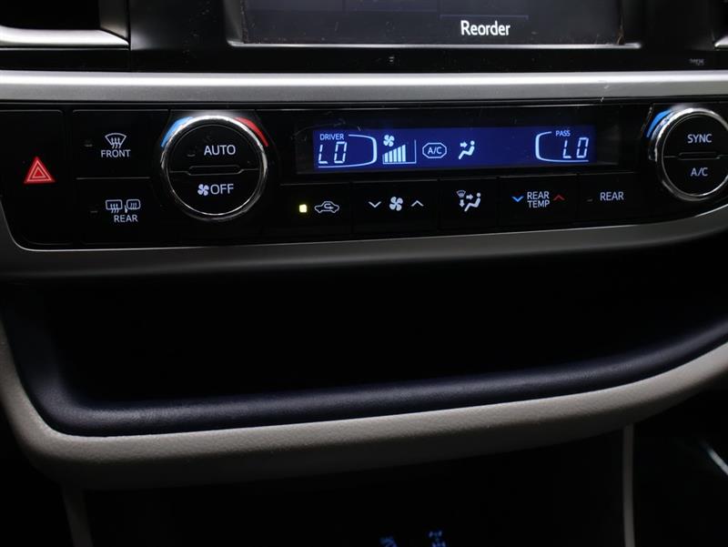 2016 TOYOTA HIGHLANDER LE PLUS