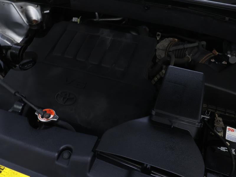 2016 TOYOTA HIGHLANDER LE PLUS