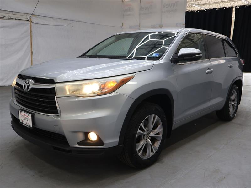 2016 TOYOTA HIGHLANDER LE PLUS