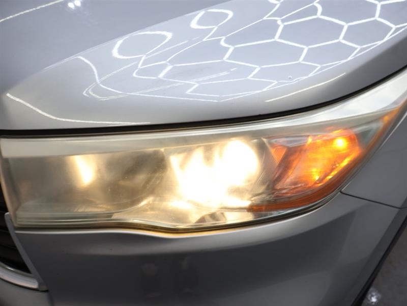 2016 TOYOTA HIGHLANDER LE PLUS
