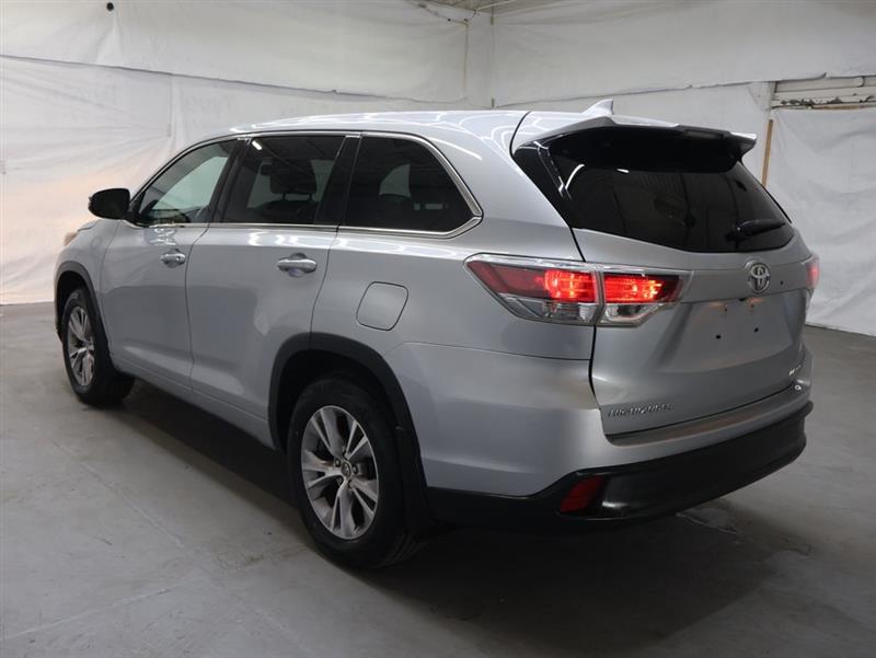 2016 TOYOTA HIGHLANDER LE PLUS