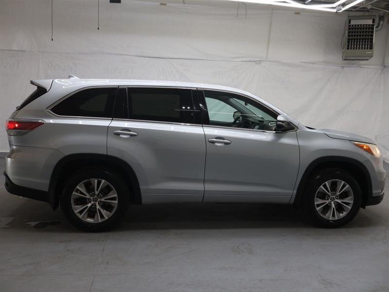 2016 TOYOTA HIGHLANDER LE PLUS