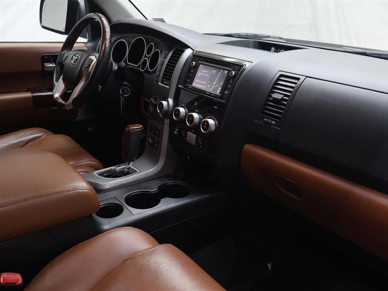 2016 TOYOTA SEQUOIA PLATINUM