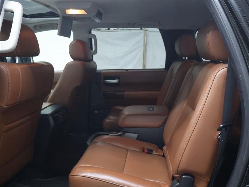 2016 TOYOTA SEQUOIA PLATINUM