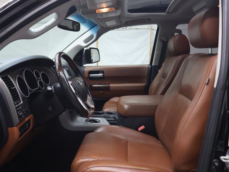 2016 TOYOTA SEQUOIA PLATINUM