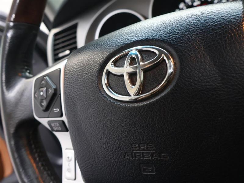 2016 TOYOTA SEQUOIA PLATINUM
