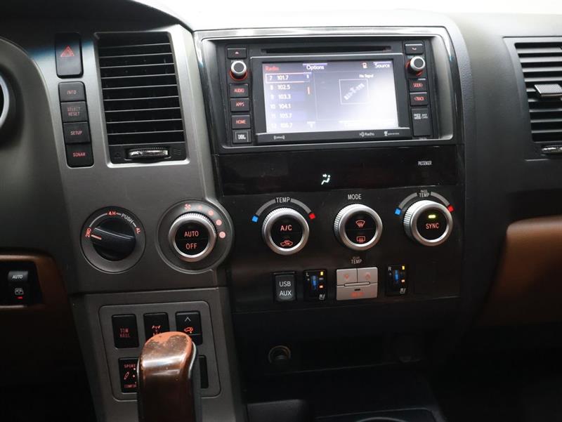 2016 TOYOTA SEQUOIA PLATINUM