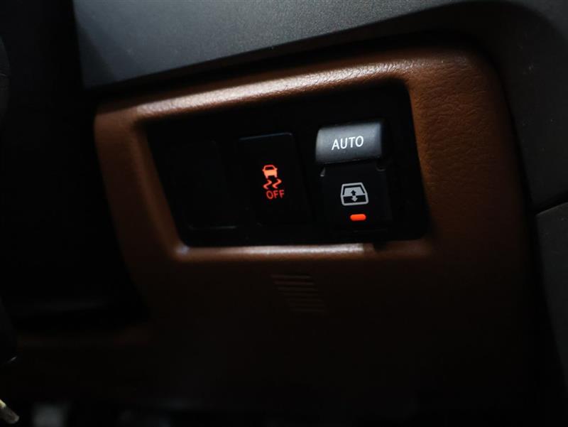 2016 TOYOTA SEQUOIA PLATINUM