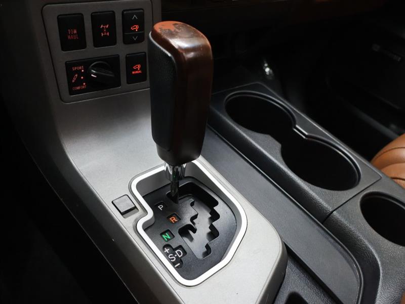 2016 TOYOTA SEQUOIA PLATINUM