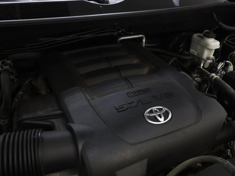 2016 TOYOTA SEQUOIA PLATINUM