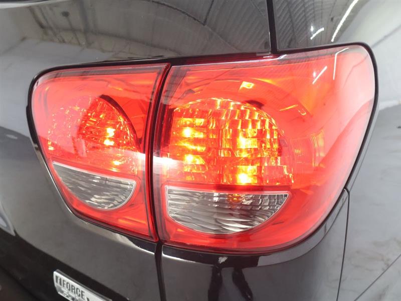 2016 TOYOTA SEQUOIA PLATINUM