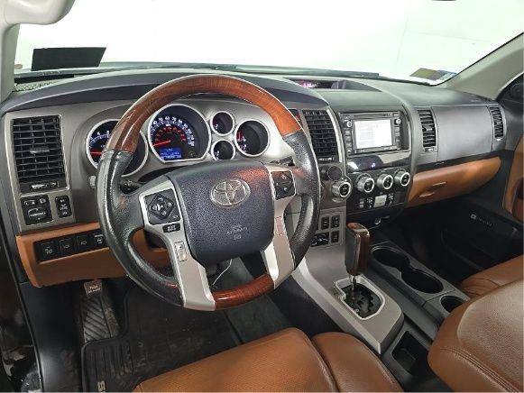 2016 TOYOTA SEQUOIA PLATINUM