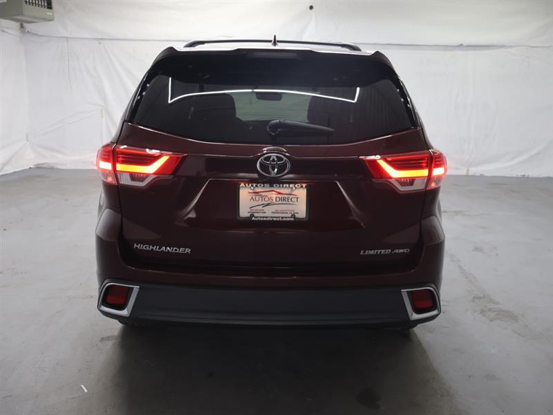 2017 TOYOTA HIGHLANDER LIMITED