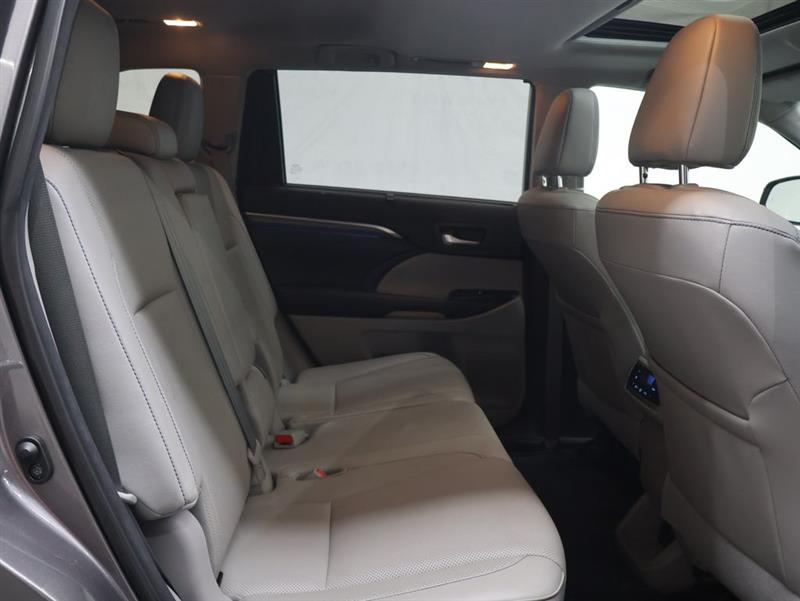2018 TOYOTA HIGHLANDER LIMITED