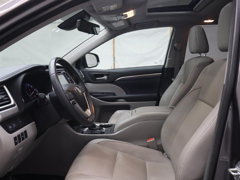 2018 TOYOTA HIGHLANDER LIMITED