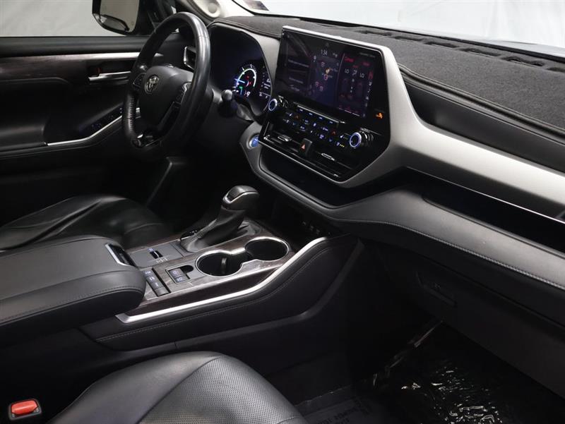 2021 TOYOTA HIGHLANDER HYBRID PLATINUM