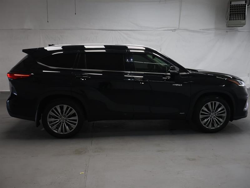 2021 TOYOTA HIGHLANDER HYBRID PLATINUM