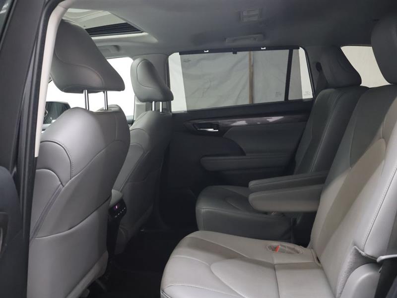 2024 TOYOTA HIGHLANDER LIMITED