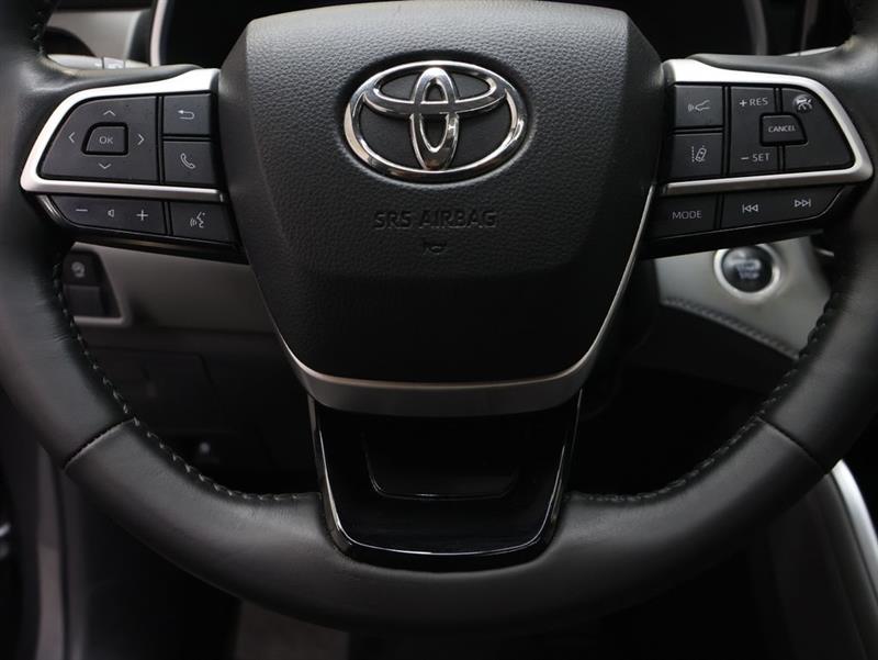 2024 TOYOTA HIGHLANDER LIMITED