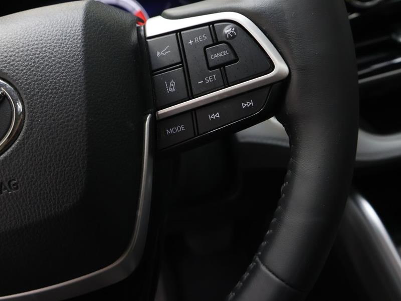 2024 TOYOTA HIGHLANDER LIMITED