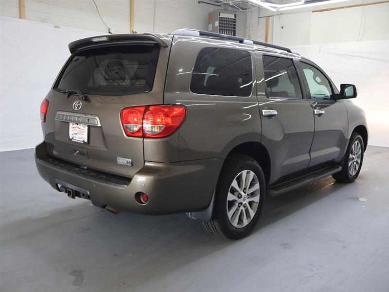 2017 TOYOTA SEQUOIA LIMITED