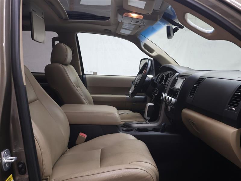 2017 TOYOTA SEQUOIA LIMITED