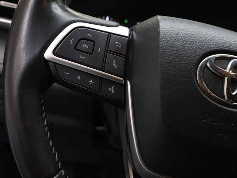 2023 TOYOTA HIGHLANDER HYBRID LE