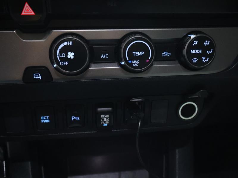 2019 TOYOTA TACOMA SR5