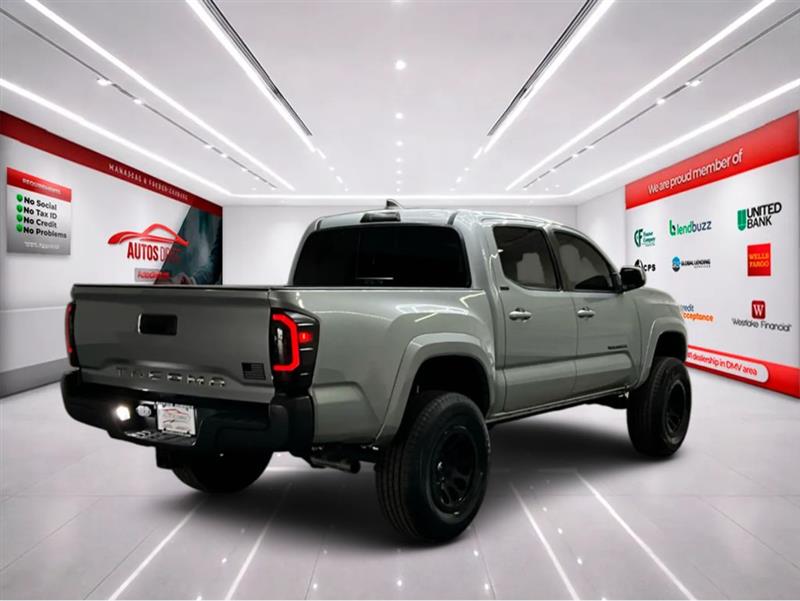 2019 TOYOTA TACOMA SR5