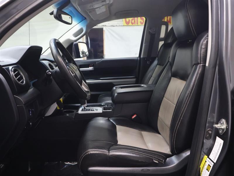 2017 TOYOTA TUNDRA SR5