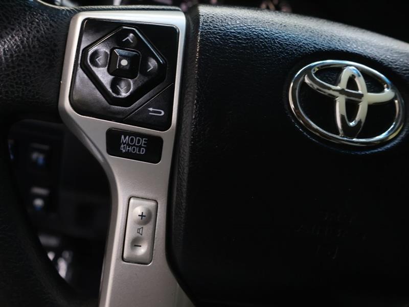 2017 TOYOTA TUNDRA SR5