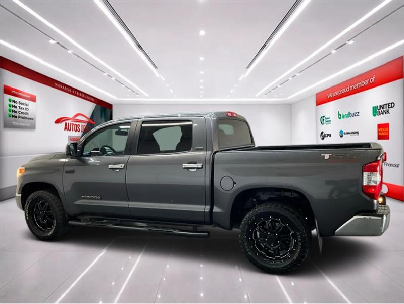 2017 TOYOTA TUNDRA SR5
