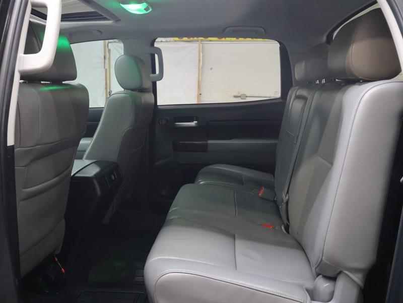 2013 TOYOTA TUNDRA PLATINUM