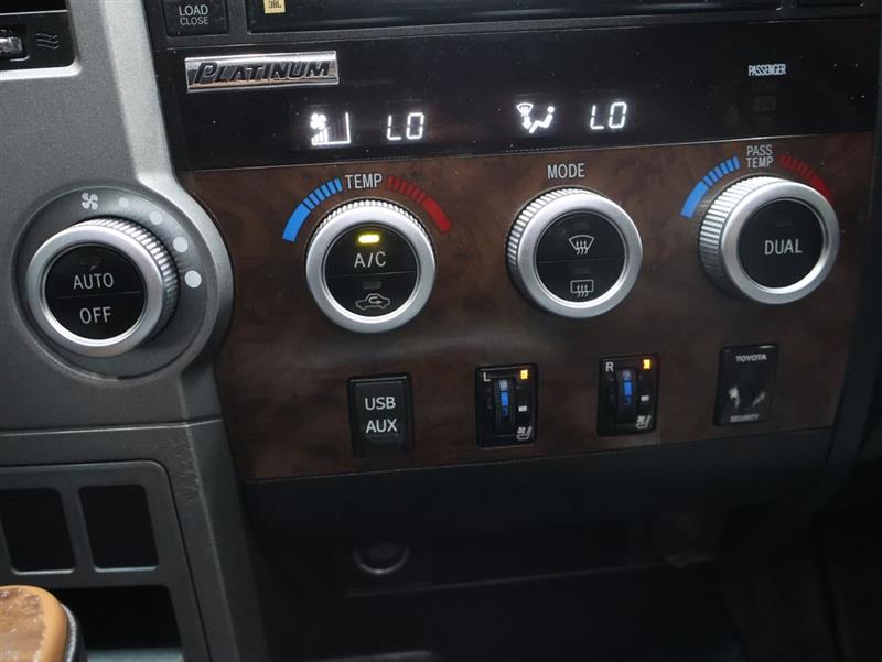 2013 TOYOTA TUNDRA PLATINUM