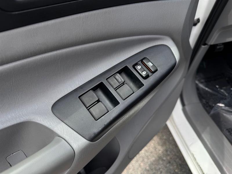 2013 TOYOTA TACOMA PRERUNNER