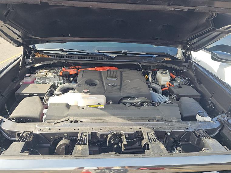 2025 TOYOTA TUNDRA PLATINUM HYBRID