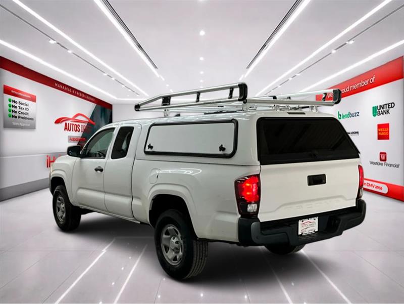 2019 TOYOTA TACOMA SR