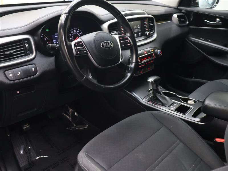 2020 KIA SORENTO S V6