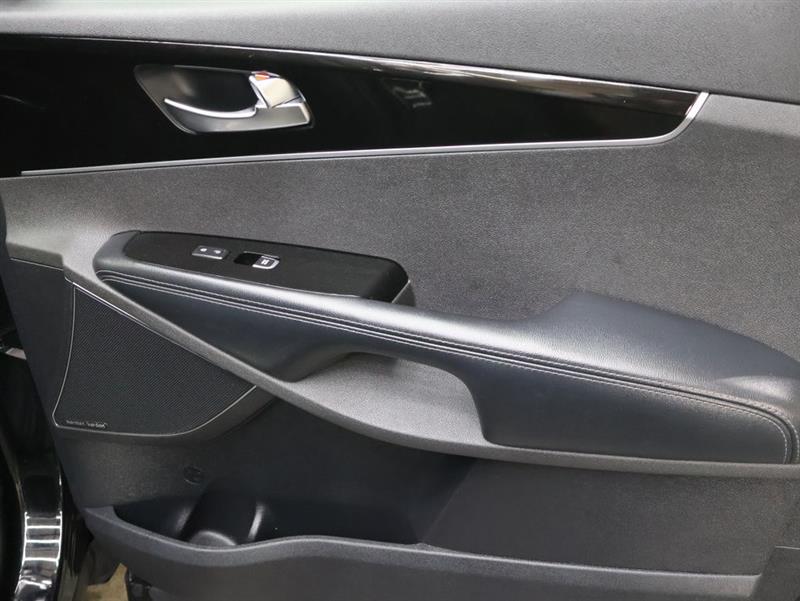 2019 KIA SORENTO SX V6