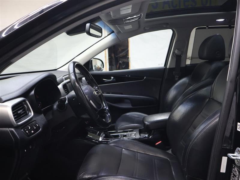 2019 KIA SORENTO SX V6