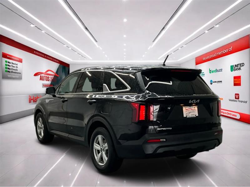 2023 KIA SORENTO LX