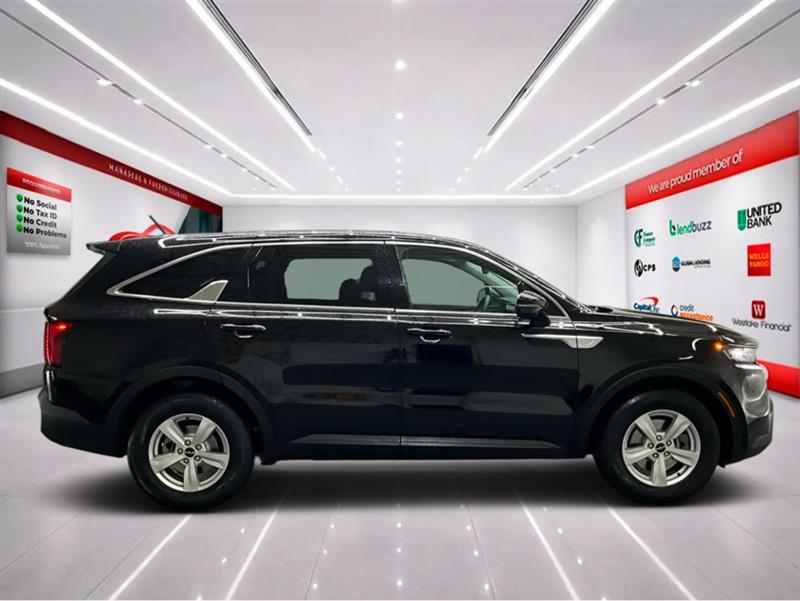 2023 KIA SORENTO LX