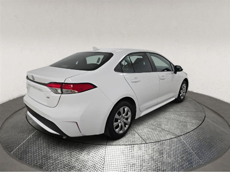 2022 TOYOTA COROLLA LE