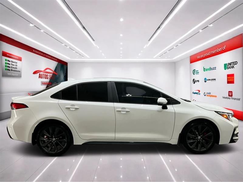 2024 TOYOTA COROLLA SE/NIGHTSHADE EDITION