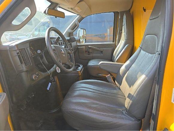 2021 GMC SAVANA COMMERCIAL CUTAWAY 