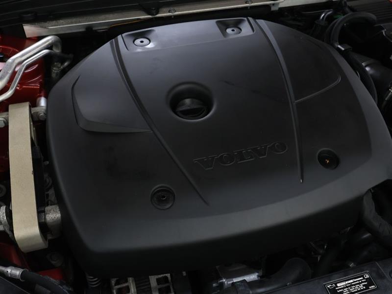 2019 VOLVO S60 MOMENTUM