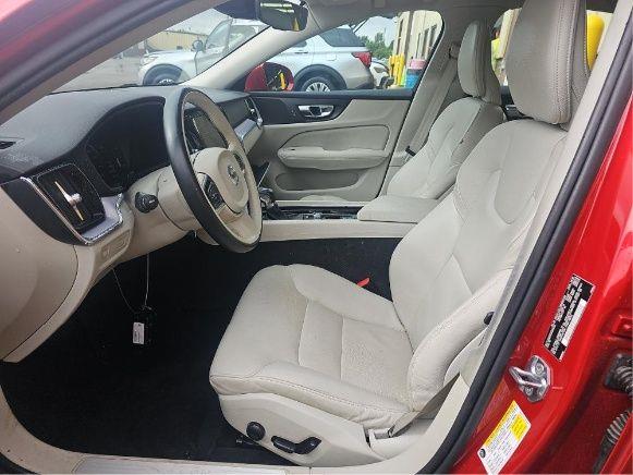 2019 VOLVO S60 MOMENTUM